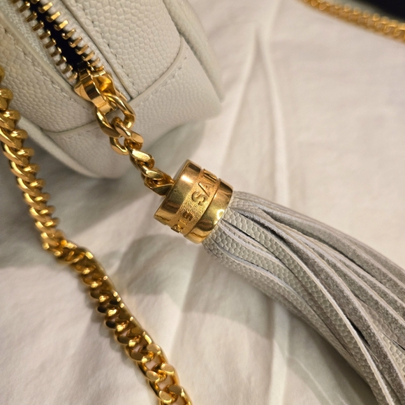 SAINT LAURENT YSL Mini Lou Matelassé Camera Bag Crema Soft, Grainy Leather - Picture 11 of 16